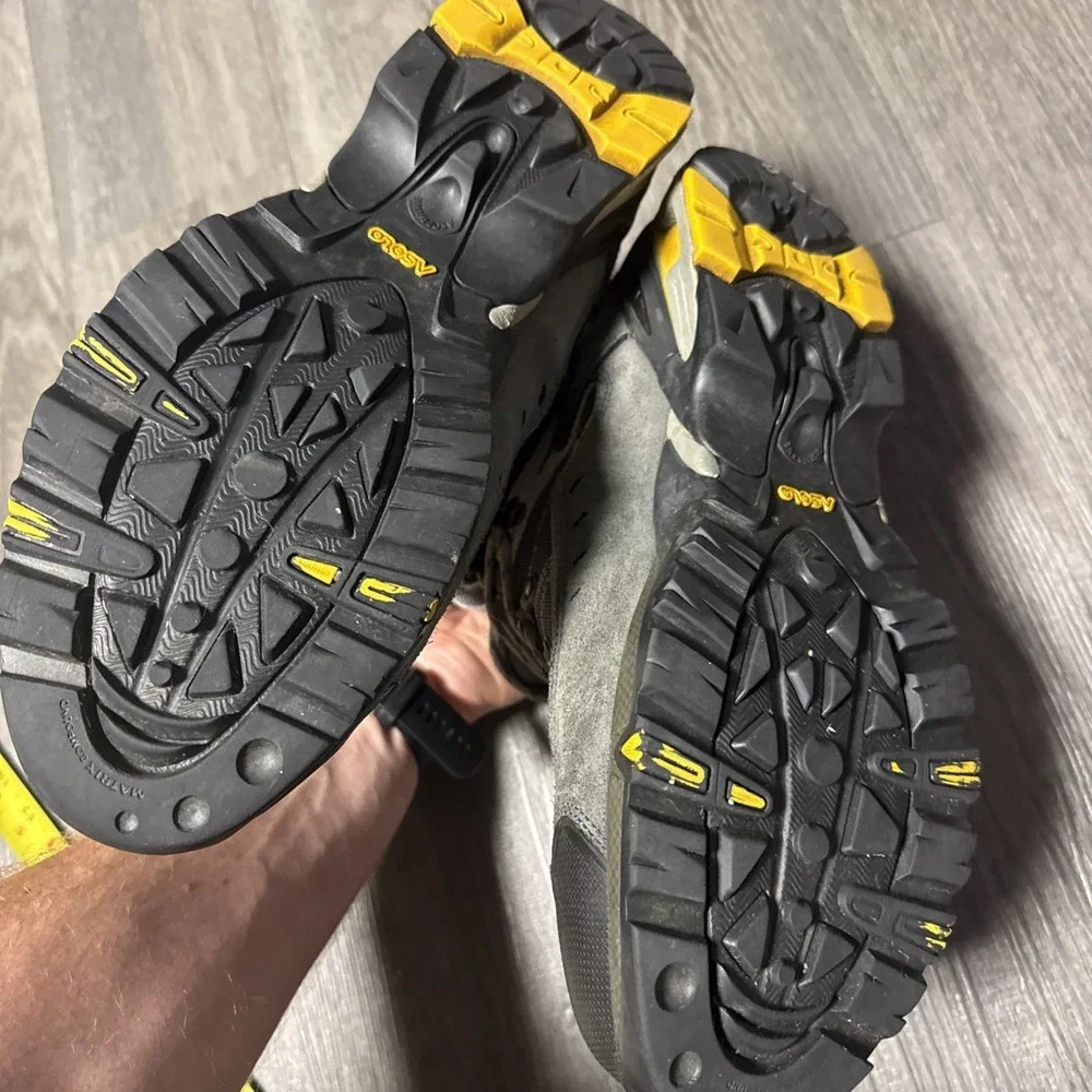 Asolo Flame GTX Men's Hiking Boots Size 11 US Graphite/Gunmetal Gore-Tex